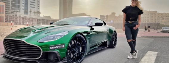 Green Color Super Car
